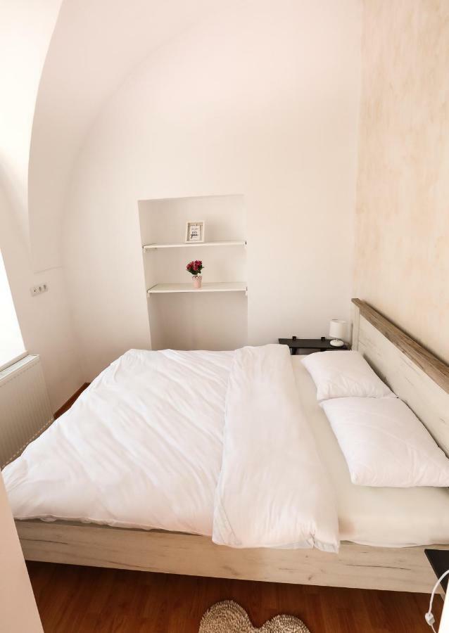 Serenity House Apartments Sibiu Extérieur photo